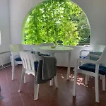 Fecskefeszek Vendeghaz Apartmán *