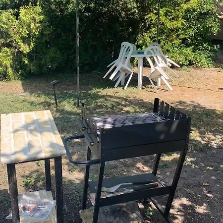 Apartman Fecskefeszek Vendeghaz *